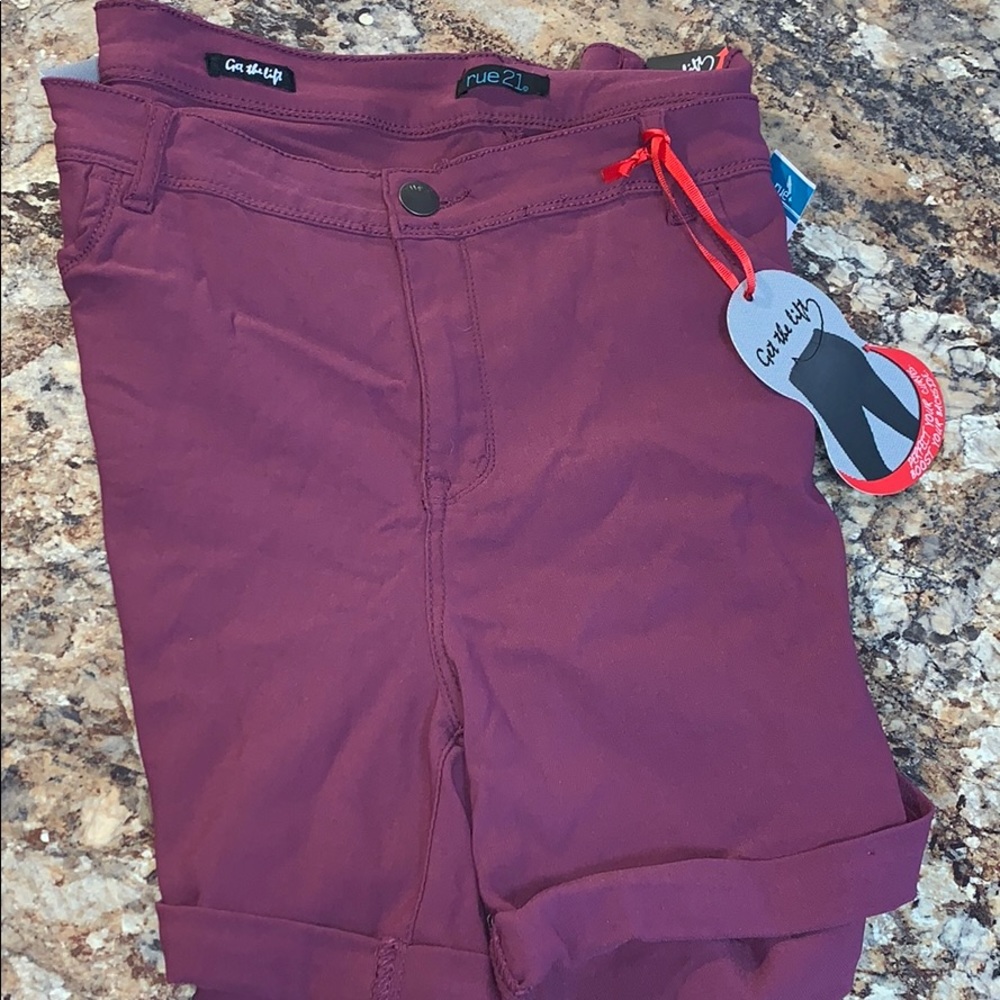 New with tags Size 22 stretch shorts Rue21
